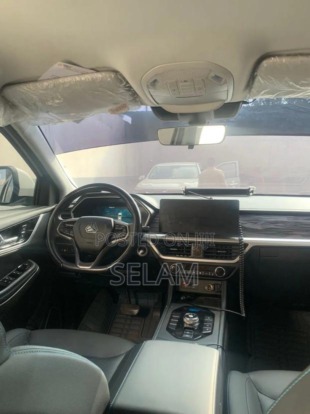 New Sinotruk Howo 2024 White