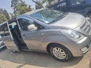 Hyundai Starex 2015 Silver for sale