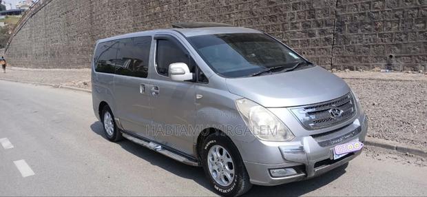 Hyundai Grandeur 2016 Silver
