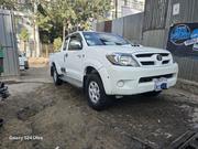 Toyota Hilux 2.5 D-4D 2007 White for sale