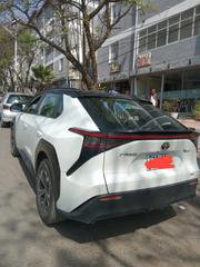 Toyota bZ4X 71.4 kWh AWD 2023 White for sale