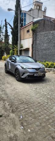 Toyota C-HR 2017 Gray for sale