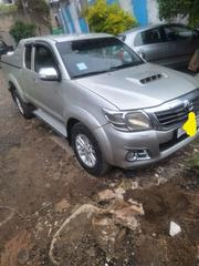 Toyota Hilux 2014 Gray for sale