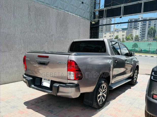 Toyota Hilux Revo Double Cab Deisel 2.4 RWD 2020