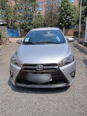 Toyota Yaris 2015 Silver for sale