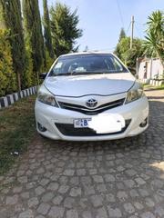 Toyota Yaris 2015 Silver for sale