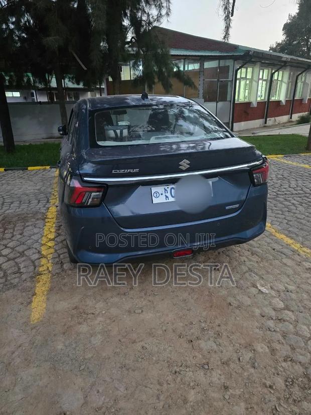 Suzuki Dzire 2025 Blue