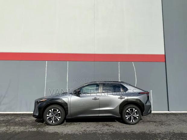 New Toyota bZ4X 2023 Gray