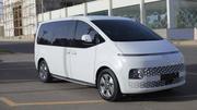 New Hyundai Staria 2023 White for sale