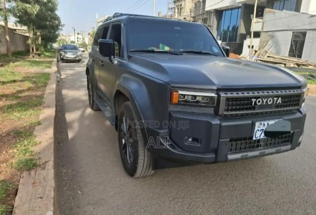 Toyota Land Cruiser Prado 2025