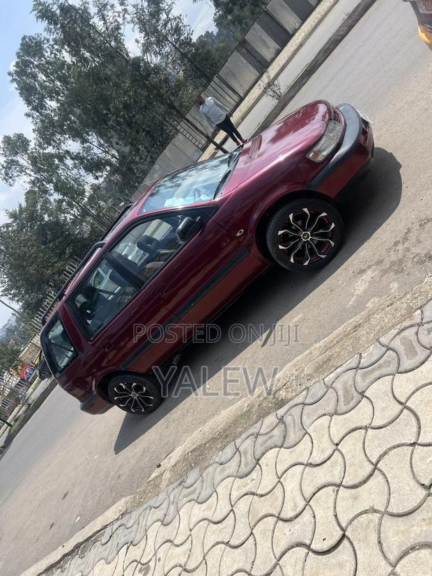 Mitsubishi Pajero 2000 Burgundy