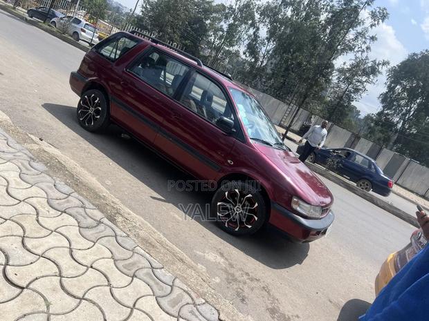 Mitsubishi Pajero 2000 Burgundy
