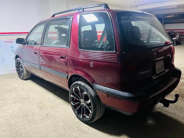 Mitsubishi Pajero 2000 Burgundy