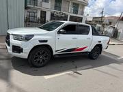 Toyota Hilux 2022 White for sale