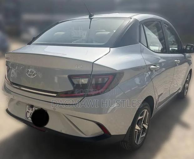 Hyundai I10 2023 Silver