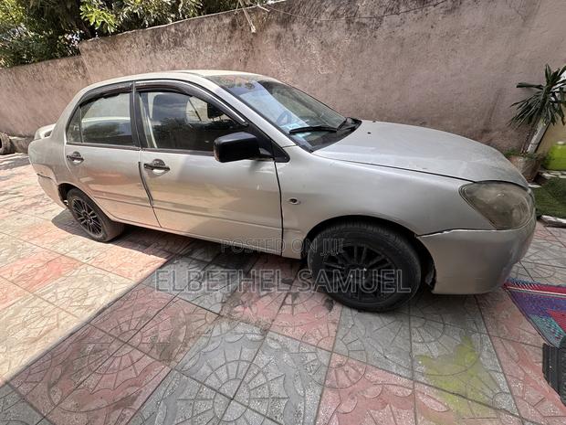 Mitsubishi Lancer 2003 Silver