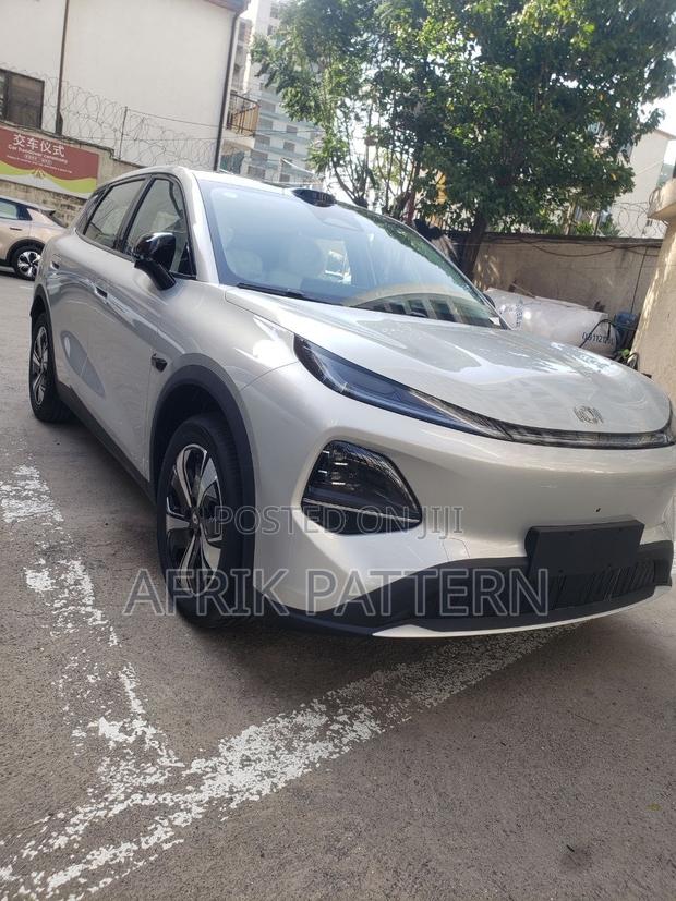 New Changan CS75 2025 Silver
