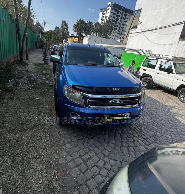 Ford Ranger Wildtrak 2012 Blue