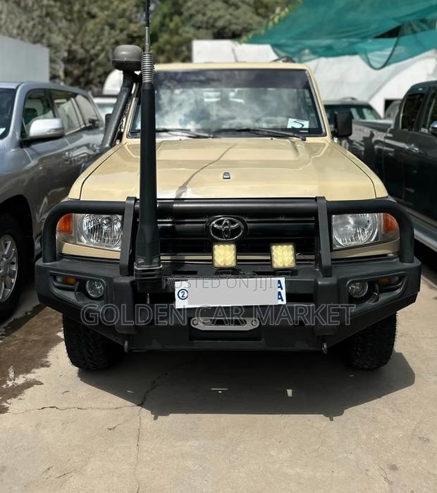Toyota Land Cruiser 2020 Beige