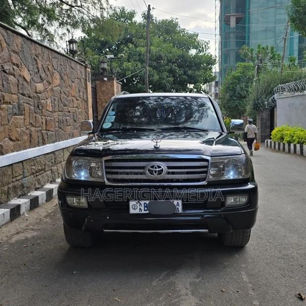 Toyota Land Cruiser 2026 Black
