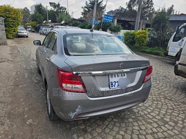 Suzuki Dzire 2020 Silver