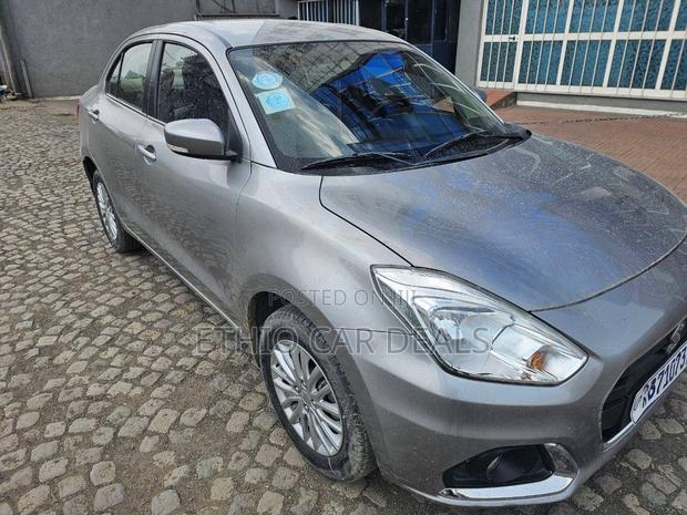 Suzuki Dzire 2020 Silver