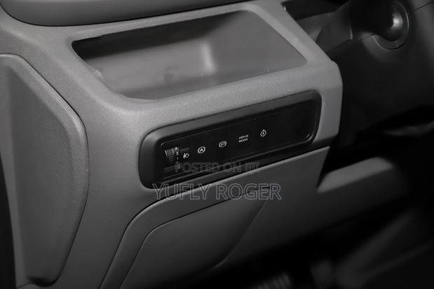 Geely Emgrand EC7 2025 Green