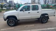 Toyota Hilux 2000 White for sale