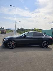 Mercedes-Benz C200 2018 Black for sale