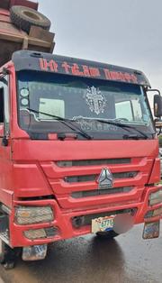 Sinotruk Howo 2017 Red for sale