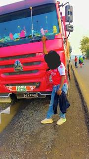 Sinotruk Howo 2025 Red for sale