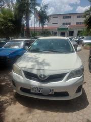 Toyota Corolla 2012 White for sale