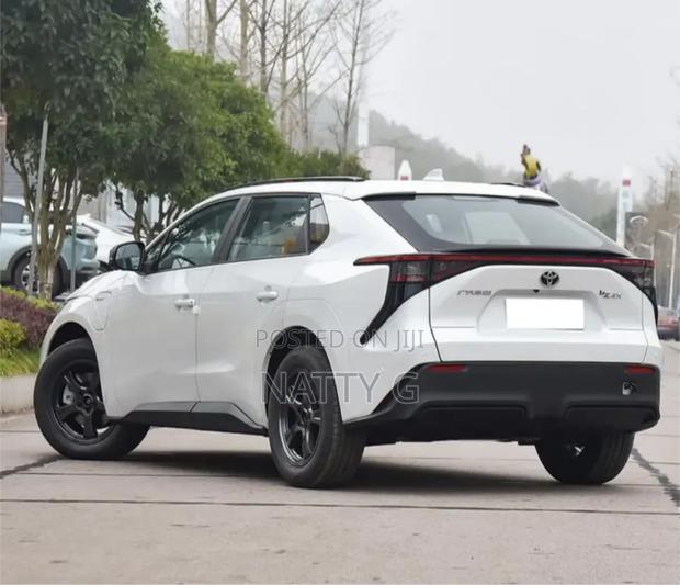 New Toyota bZ4X 2024 White