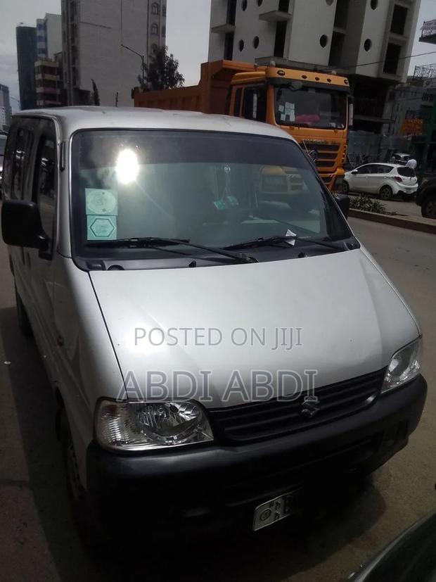 Suzuki Eeco 2023 Gray