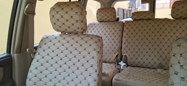 Toyota Land Cruiser 2006 Off white