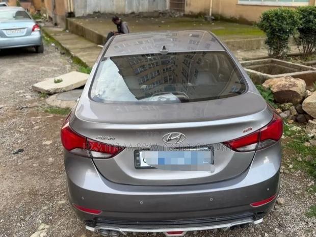 Hyundai Avante 2014 Purple