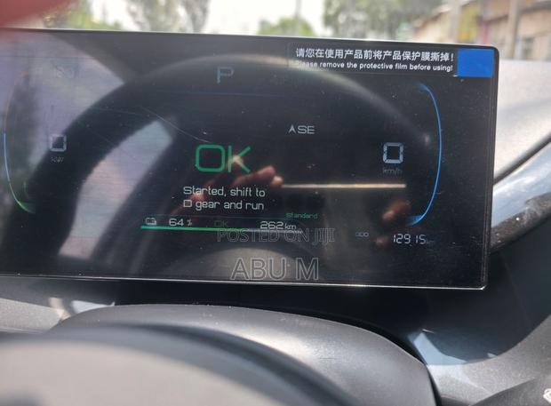 BYD E2 43 kWh 94 hp FWD 2024 Gray