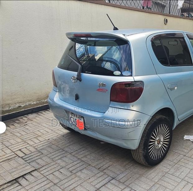 Toyota Vitz 2004