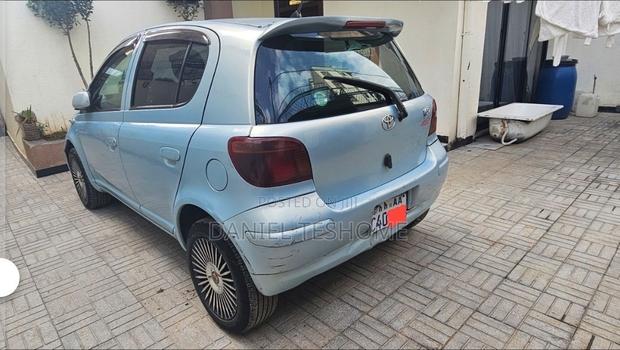 Toyota Vitz 2004