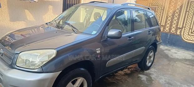 Toyota RAV4 2005 Black
