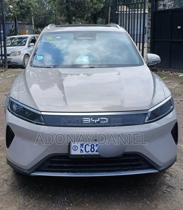 BYD Seal 05 DM-i 2025 Off white