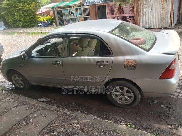 Toyota Corolla 2005 Silver