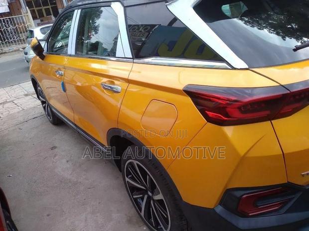 Bestune T77 1.2 FWD 2021 Yellow