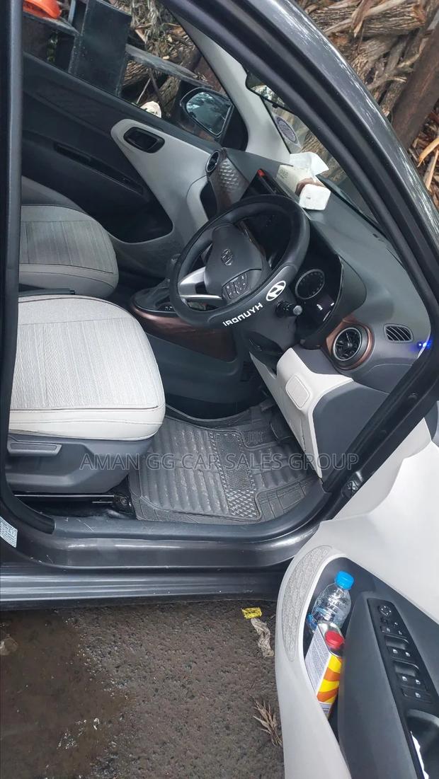 Hyundai I10 2023 Gray