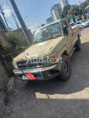 Toyota Land Cruiser 2011 Gold for sale
