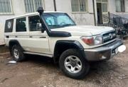 Toyota Land Cruiser 2017 White for sale