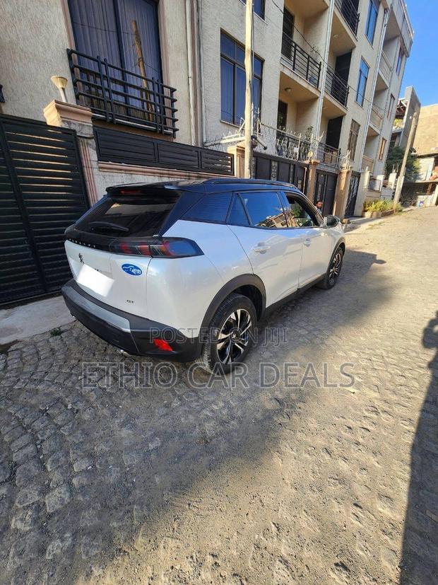 Peugeot 2008 2022 White