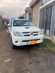 Toyota Hilux 2008 White for sale