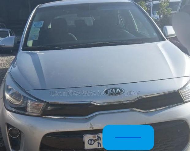 Kia Rio 2018 Silver