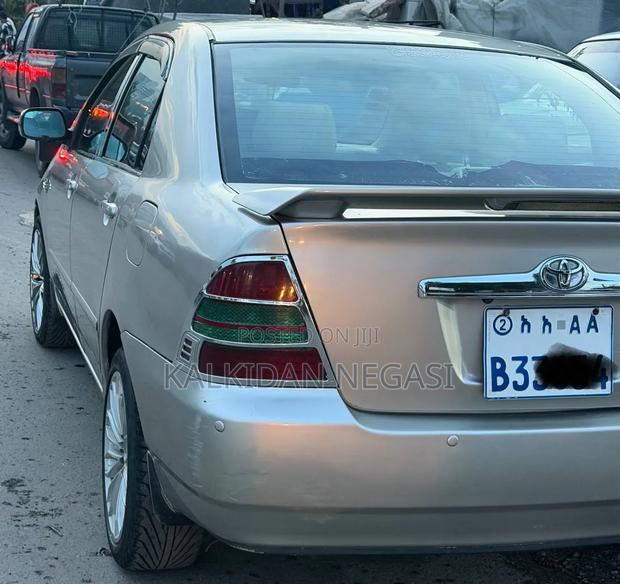 Toyota Corolla 2004 Silver